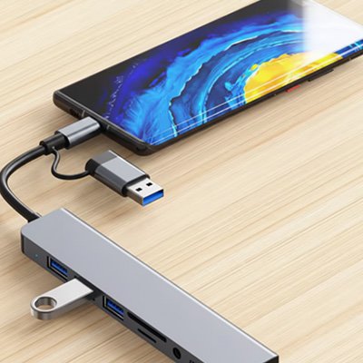 Hub usb avec cellulaire