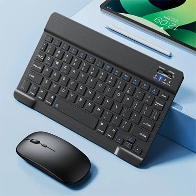 clavier bluetooth avec une souris