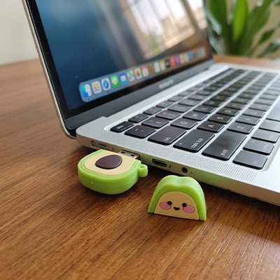 Clé usb 64 go connecté