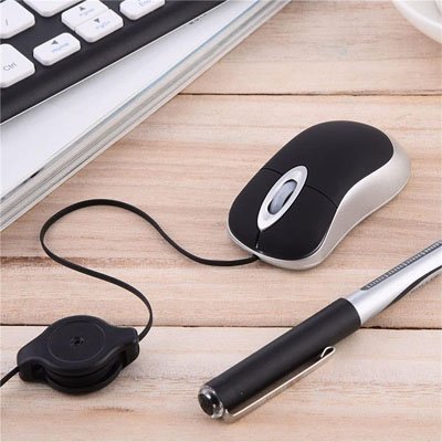 Souris filaire  facile  transporter