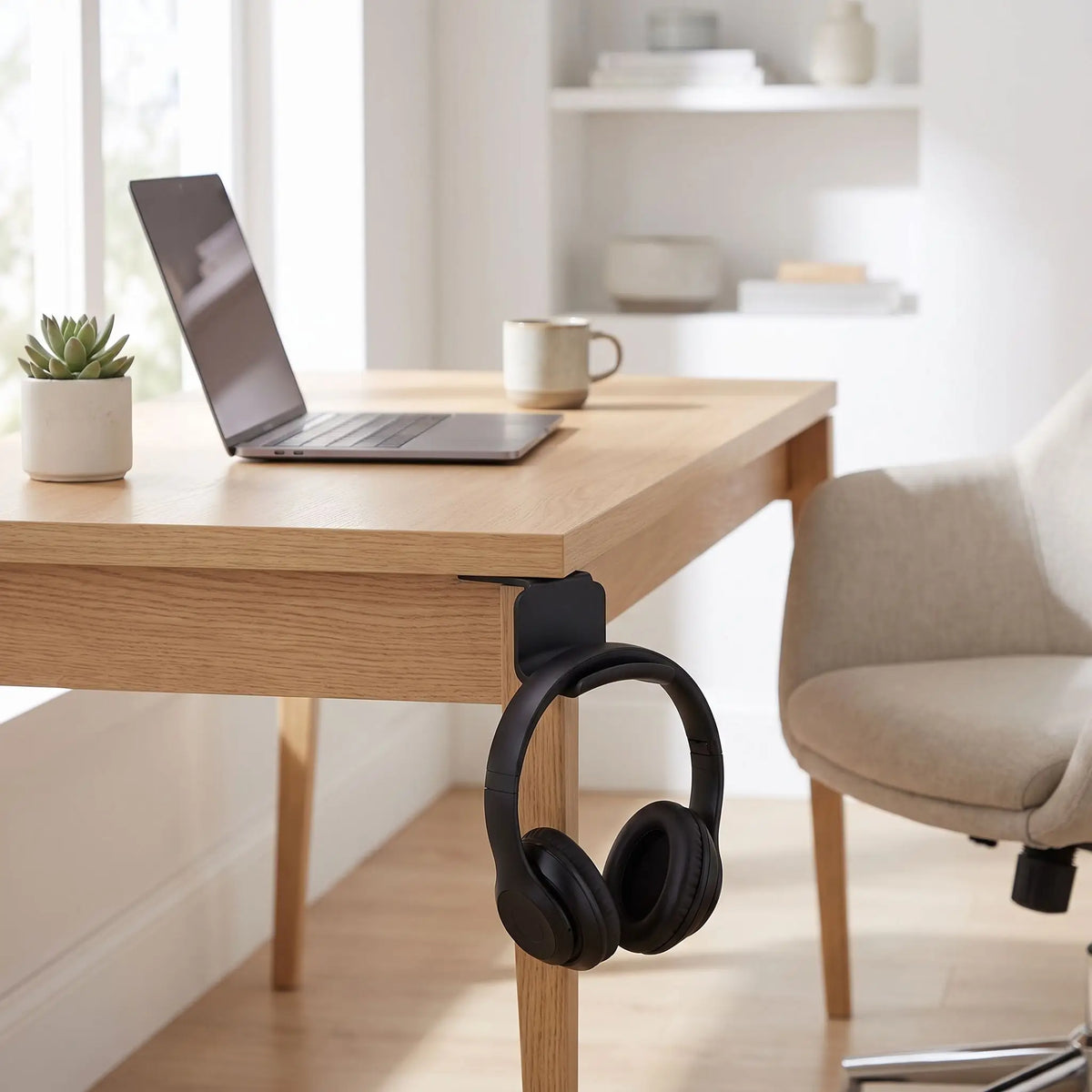 support casque sur bureau