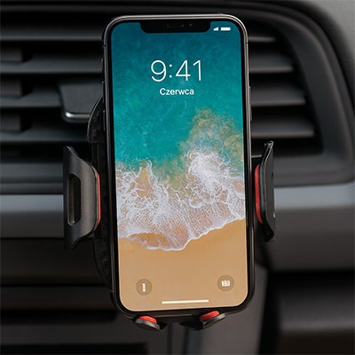 Support telephone voiture devant bouche aeration