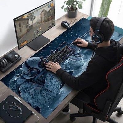 Tapis de souris gamer sur un bureau